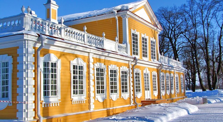 Дворец Петра I в Стрельне зимой